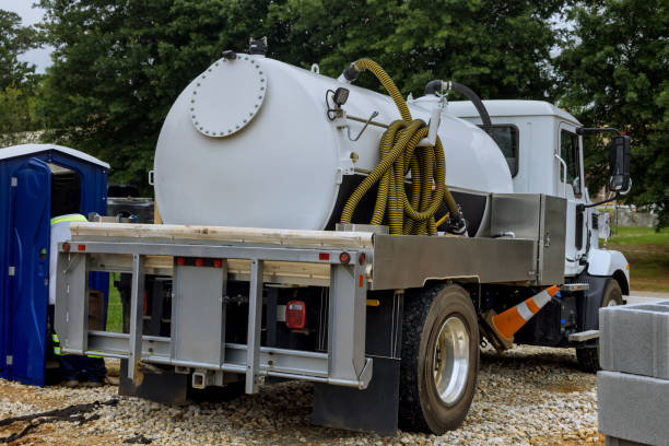 Best Luxury portable toilet rental  in Avenal, CA